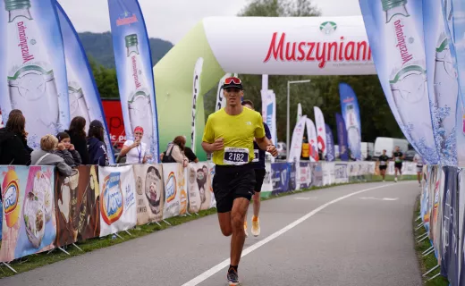 Nie pozostawili złudzeń! W tym roku Bieg Górski na 11 km należał do nich [WIDEO] - 240